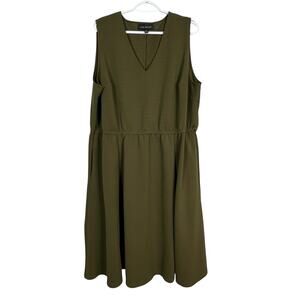 Lane Bryant Women’s 22/24 Plus Green Sleeveless Dress Textured Stretch Pockets